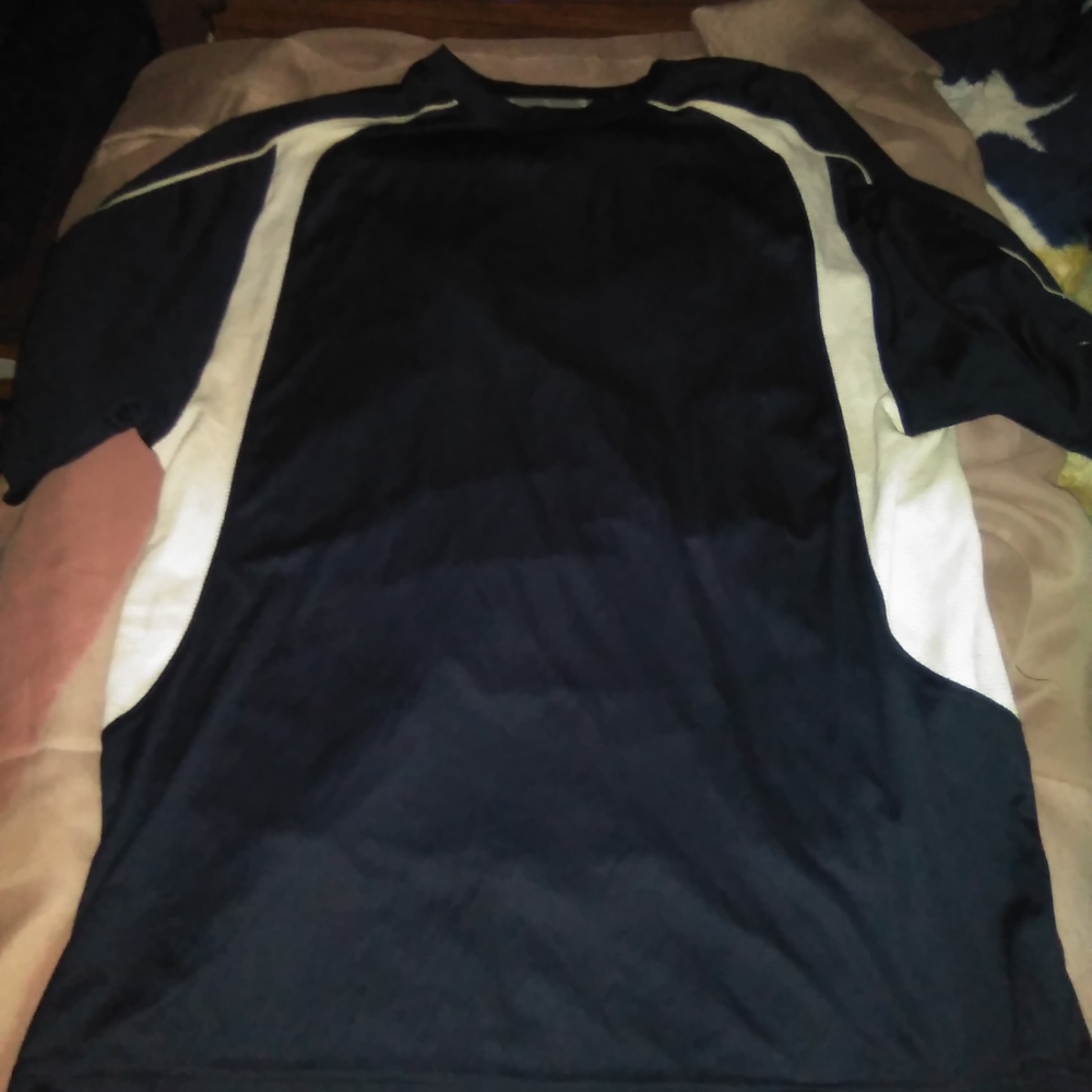 Champion moisture wicking t shirt